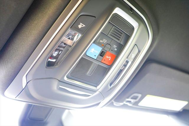 2026 Jeep Grand Cherokee Laredo 4x2
