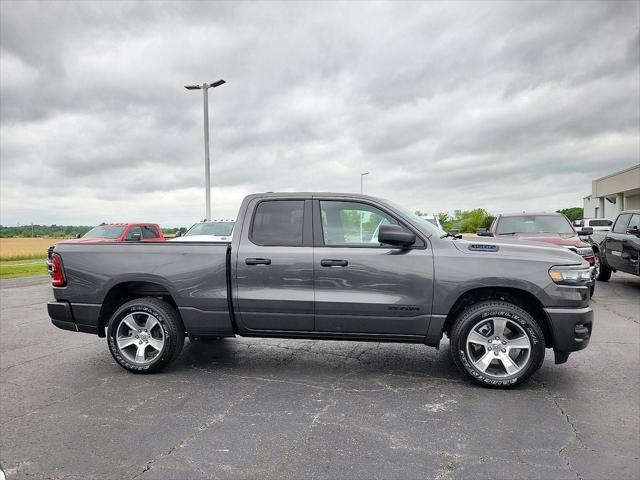 2026 Ram 1500 Express Quad Cab 4x2 6'4" Box
