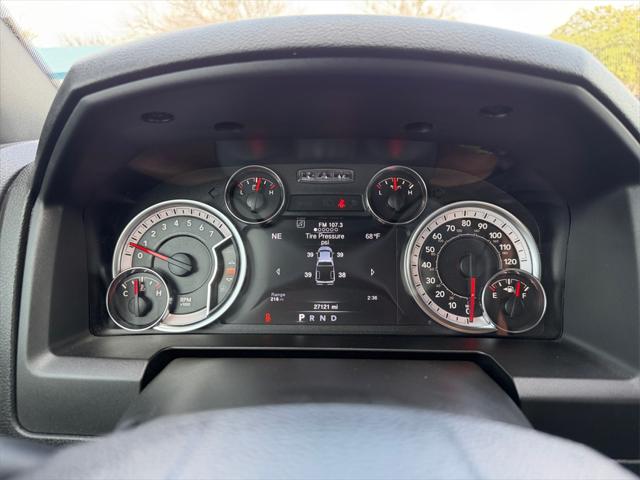2023 Ram 1500 Classic Warlock Crew Cab 4x4 5'7" Box