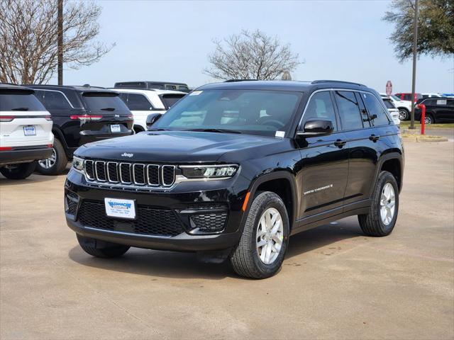 2026 Jeep Grand Cherokee Laredo 4x2