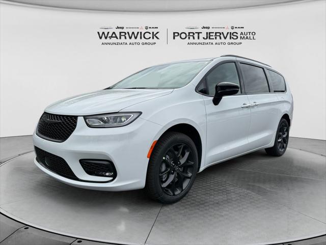2026 Chrysler Pacifica Select AWD for sale in Port Jervis, NY