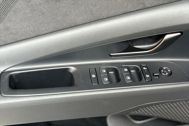 2026 Hyundai Elantra Base