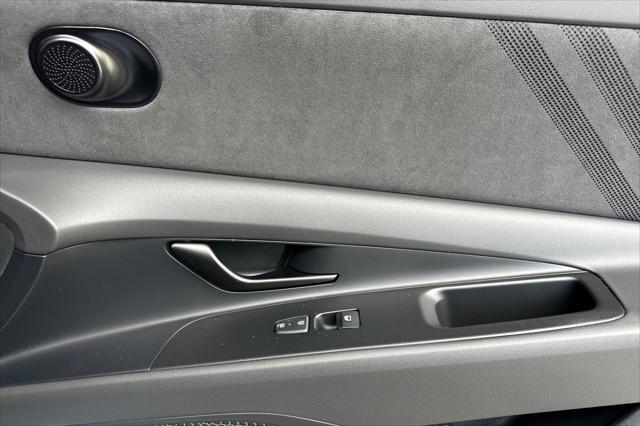 2026 Hyundai Elantra Base