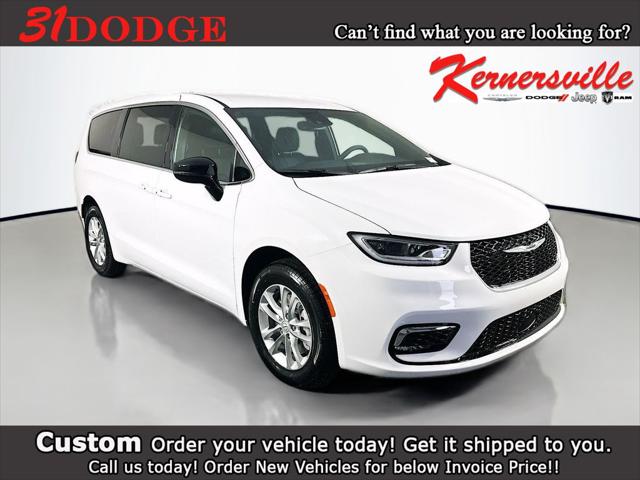 2026 Chrysler Pacifica Select AWD for sale in Kernersville, NC