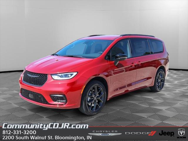 2026 Chrysler Pacifica PACIFICA SELECT AWD