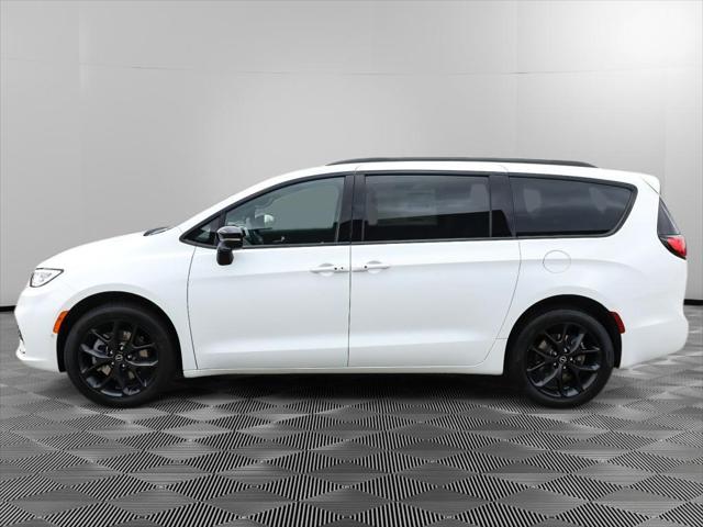 2026 Chrysler Pacifica PACIFICA SELECT AWD 2026 Chrysler Pacifica PACIFICA SELECT AWD