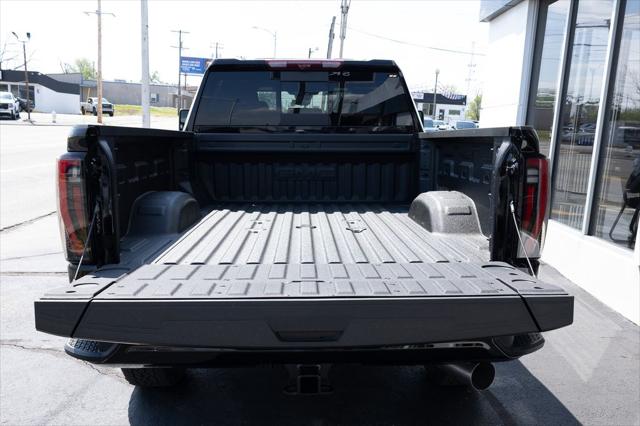2026 GMC Sierra 2500HD Crew Cab, Standard Bed, AT4, 4WD