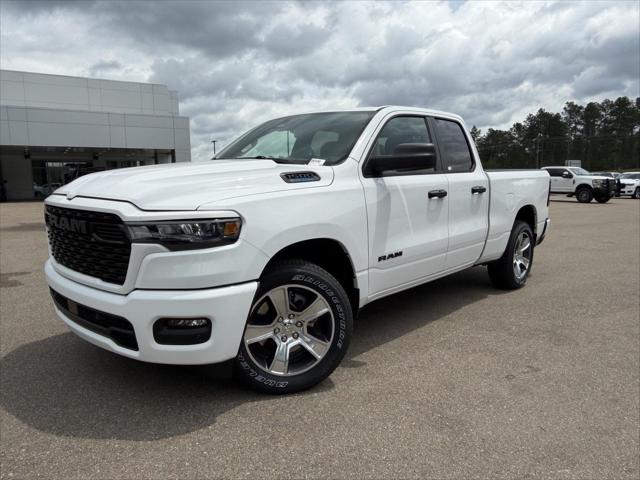 2026 RAM Ram 1500 RAM 1500 EXPRESS QUAD CAB 4X2 64 BOX