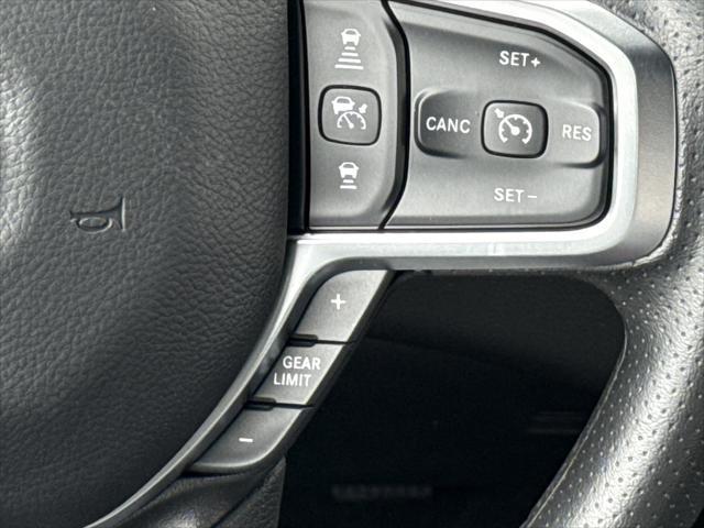 2026 Ram 1500 Tradesman Crew Cab 4x4 5'7" Box