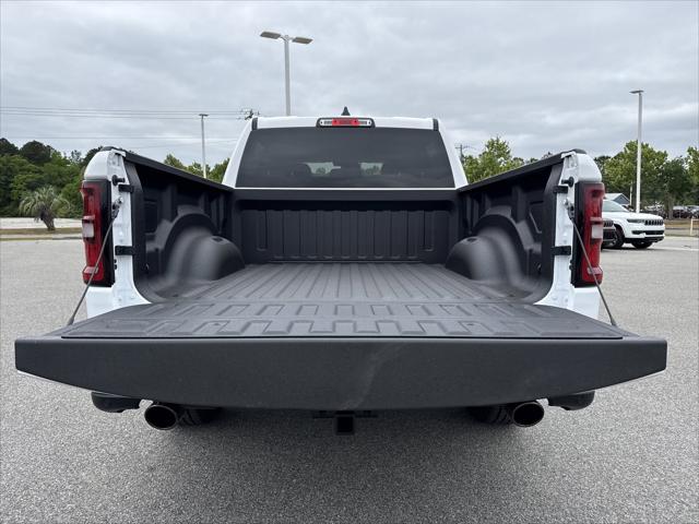 2026 Ram 1500 Tradesman Crew Cab 4x4 5'7" Box