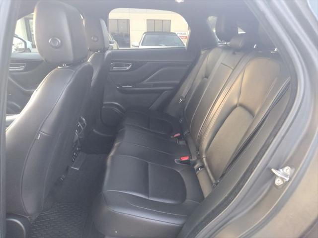 2018 Jaguar F-PACE 25t Premium