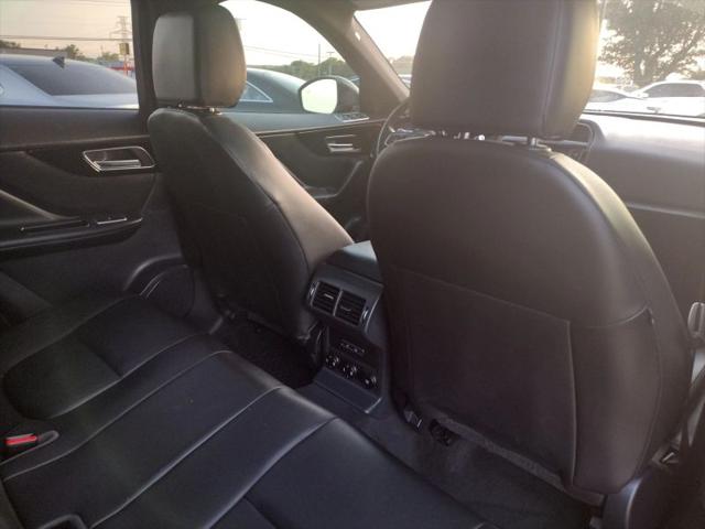 2018 Jaguar F-PACE 25t Premium