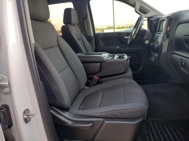 2020 Chevrolet Silverado 1500 2WD Crew Cab Short Bed Custom
