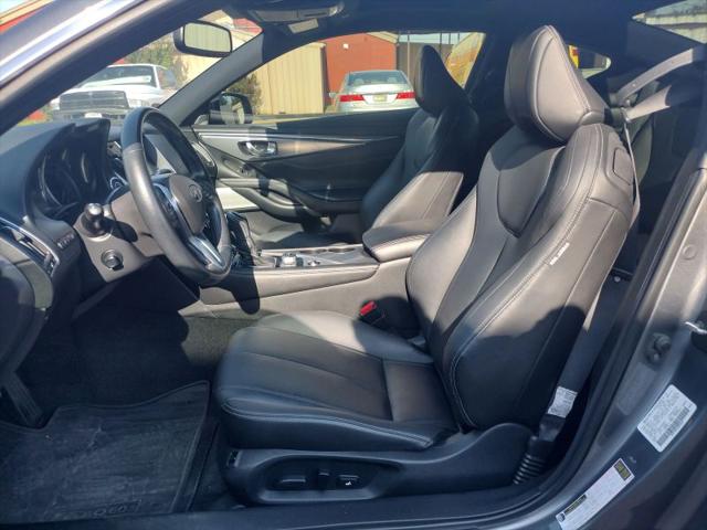 2018 INFINITI Q60 3.0t LUXE