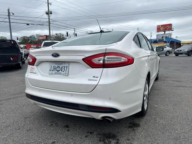 2014 Ford Fusion SE
