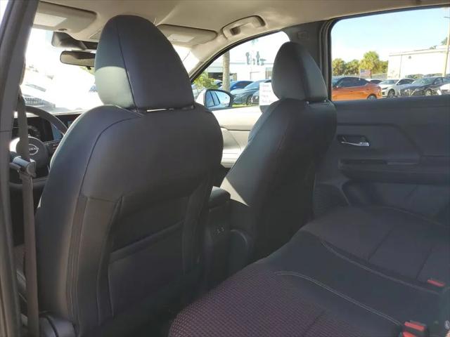 2025 Nissan Kicks SR FWD