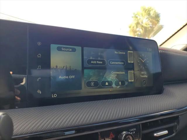 2025 Nissan Kicks SR FWD