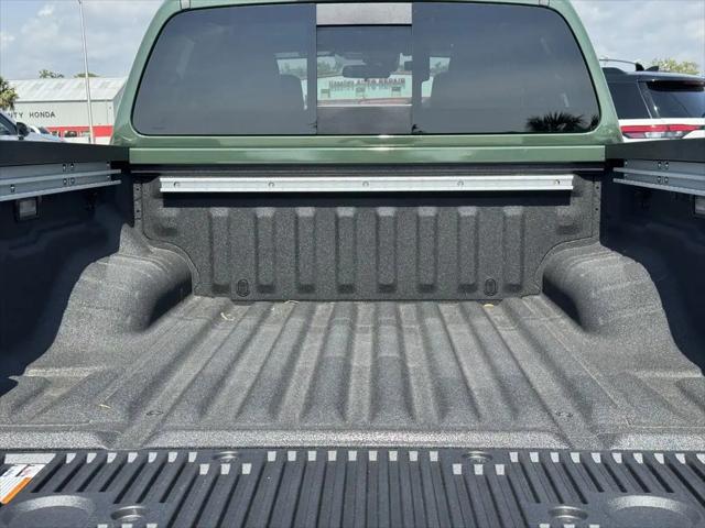 2025 Nissan Frontier Crew Cab PRO-X 4x2