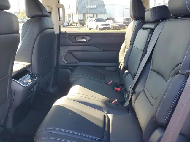 2026 Nissan Armada SV