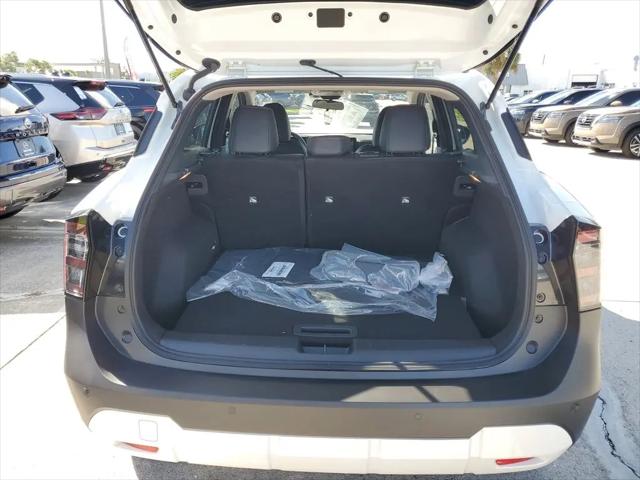 2025 Nissan Kicks SR FWD
