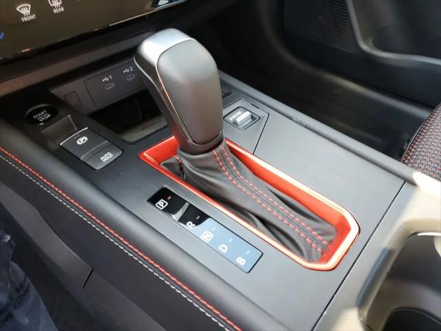 2025 Nissan Kicks SR FWD