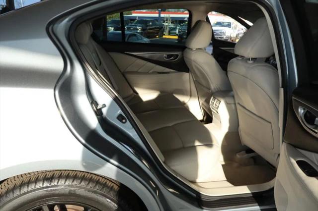 2015 INFINITI Q50 S 3.7