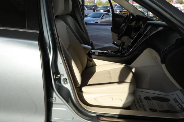 2015 INFINITI Q50 S 3.7