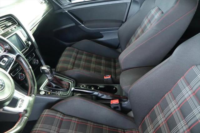 2017 Volkswagen Golf GTI Sport 4-Door