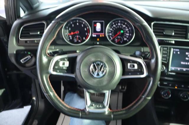 2017 Volkswagen Golf GTI Sport 4-Door