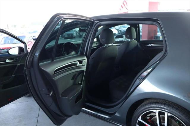 2017 Volkswagen Golf GTI Sport 4-Door