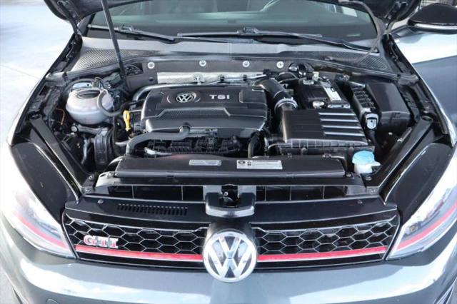 2017 Volkswagen Golf GTI Sport 4-Door