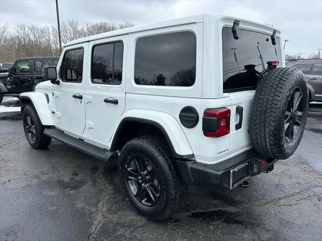 2022 Jeep Wrangler Unlimited Sahara Altitude 4x4