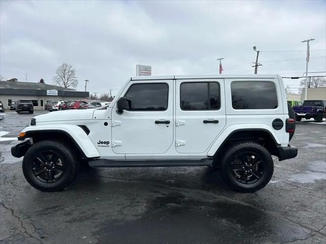 2022 Jeep Wrangler Unlimited Sahara Altitude 4x4