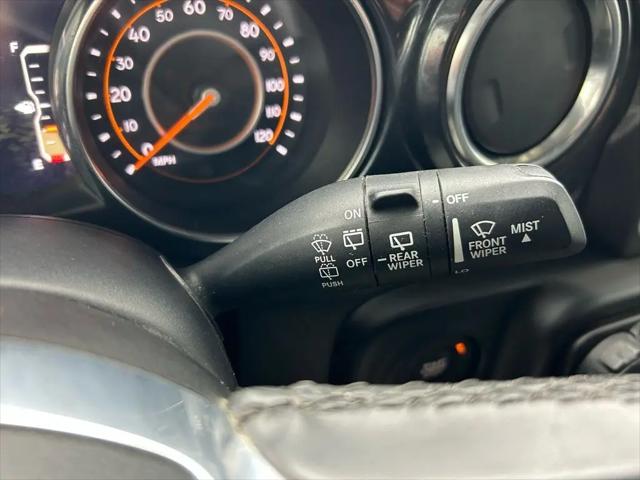 2022 Jeep Wrangler Unlimited Sahara Altitude 4x4