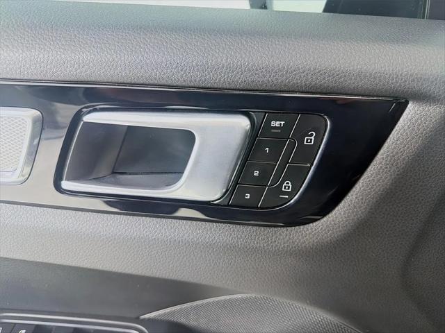 2023 Porsche Cayenne S