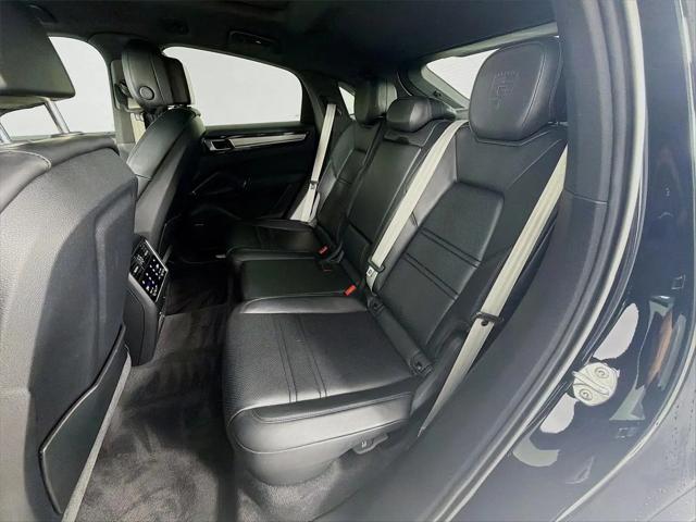 2023 Porsche Cayenne S