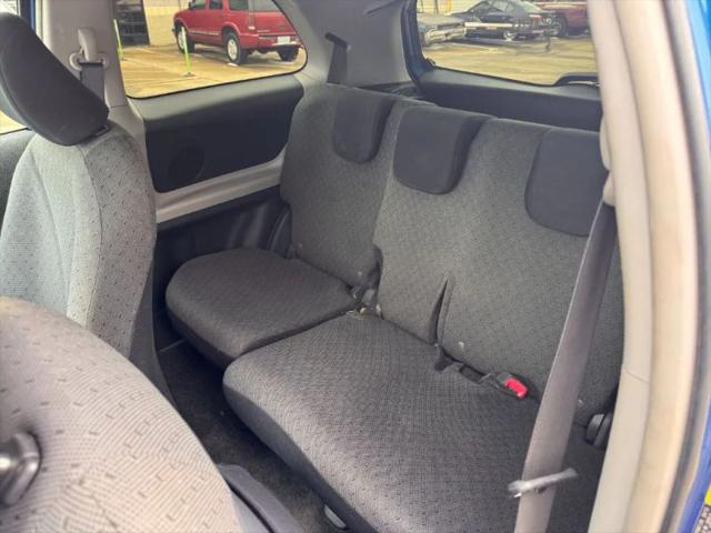 2010 Toyota Yaris Base