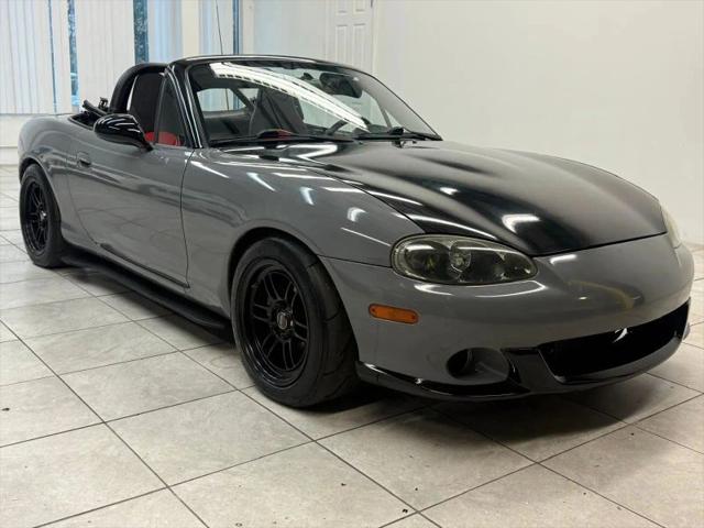 2004 Mazda MX-5 Cloth