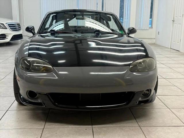 2004 Mazda MX-5 Cloth
