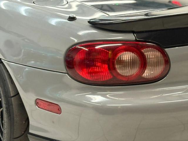 2004 Mazda MX-5 Cloth