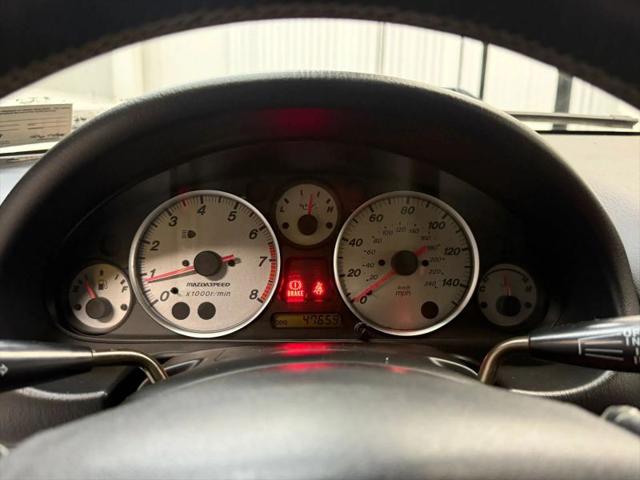 2004 Mazda MX-5 Cloth