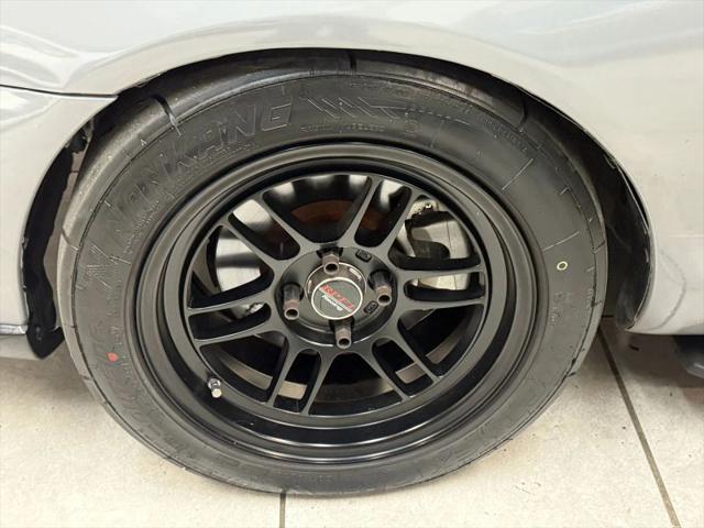 2004 Mazda MX-5 Cloth