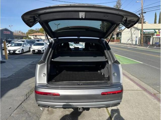 2017 Audi Q7 3.0T Premium