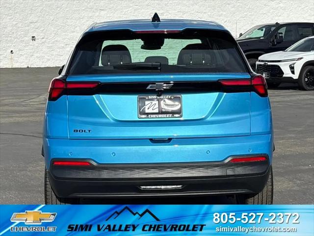 2027 Chevrolet Bolt LT FWD