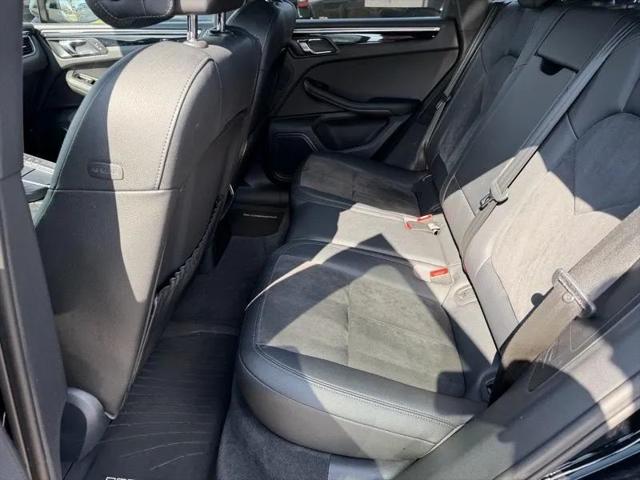 2017 Porsche Macan S