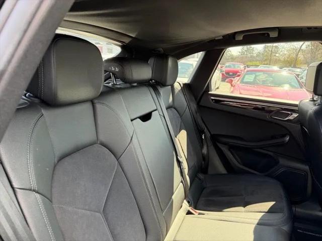 2017 Porsche Macan S
