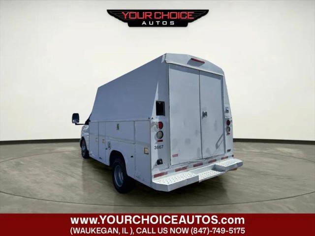 2007 GMC Savana Cutaway Work Van