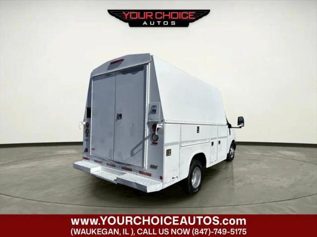 2007 GMC Savana Cutaway Work Van