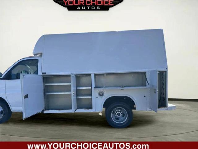 2007 GMC Savana Cutaway Work Van