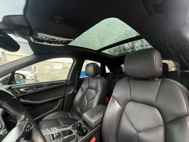 2016 Porsche Macan S